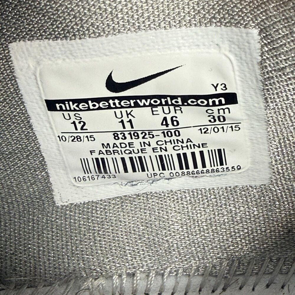 Nike Mens LeBron 13 Low 831925-100 Metallic Silver Sneaker Shoes Size 12 - Picture 8 of 11